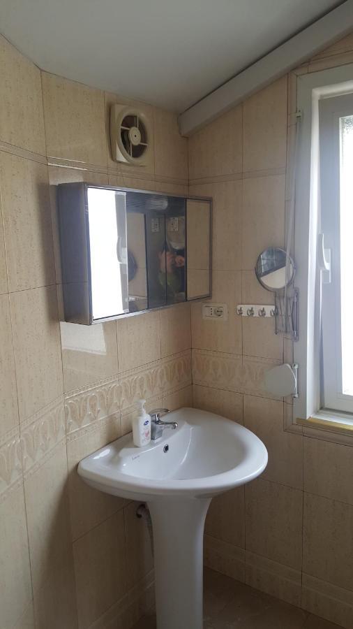 שקודר The Blacksmith'S Guesthouse מראה חיצוני תמונה